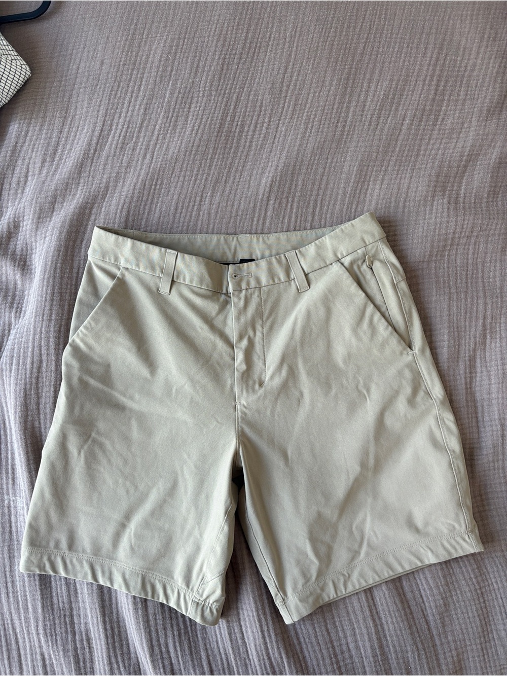 Lululemon ABC Golf Shorts 7 inch